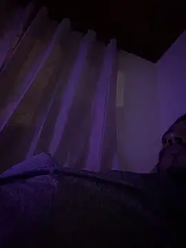 Mineirinho043 online show from April 16, 10:12 pm