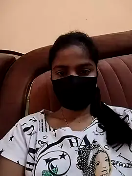 fuungirl38 online show from March 25, 8:09 am