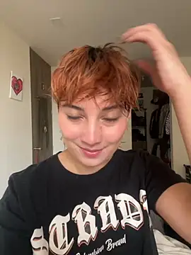 Maggie Geller online show from November 5, 4:29 pm