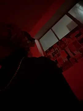 Snapshot of Maggie_Geller chatting on February 8, 6:44 pm Maggie Geller online show from February 8, 6:44 pm