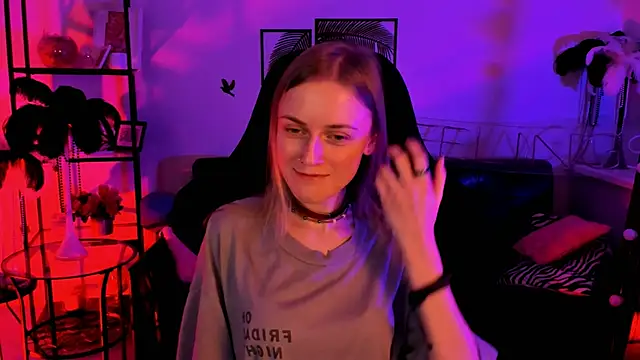 KiraMontoya online show from February 19, 12:25 am