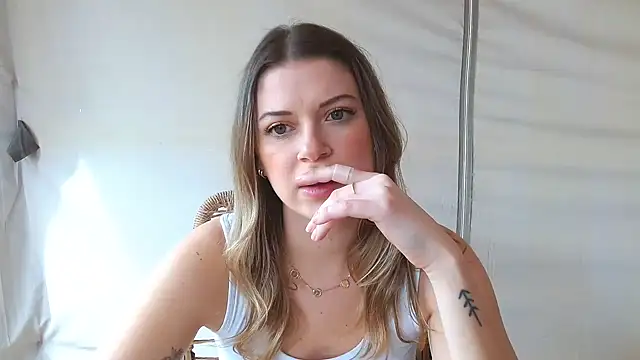 rileydepp online show from March 13, 8:43 pm