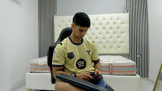 ANDRES STUD online show from March 23, 4:38 am