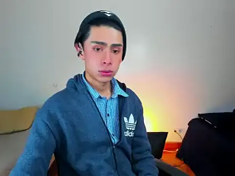 Snapshot of steve__gray chatting on February 14, 2:02 pm steve  gray online show from February 14, 2:02 pm