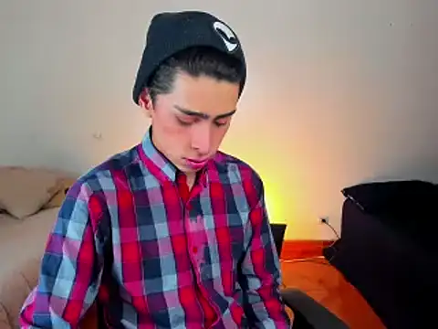 Snapshot of steve__gray chatting on February 16, 2:10 pm steve  gray online show from February 16, 2:10 pm