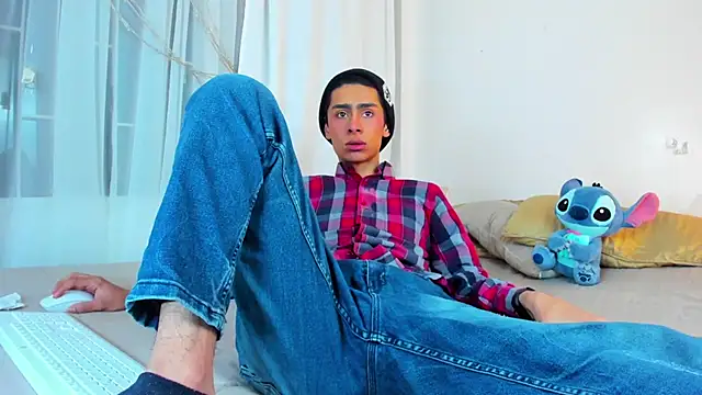 Snapshot of steve__gray chatting on March 21, 6:40 pm steve  gray online show from March 21, 6:40 pm