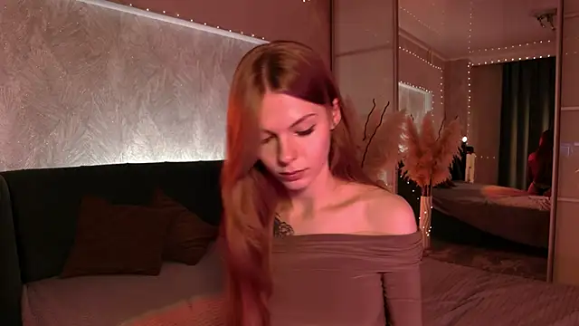 rosy black  online show from April 10, 7:18 pm