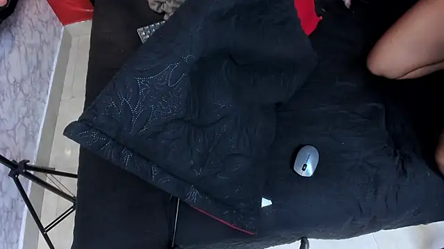 Snapshot of IVISBOUNCYASS chatting on February 24, 12:47 pm IVISBOUNCYASS online show from February 24, 12:47 pm