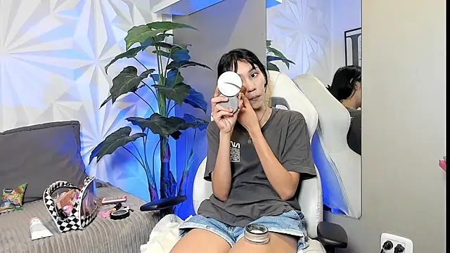 Miaa Lee7 online show from November 11, 8:42 pm