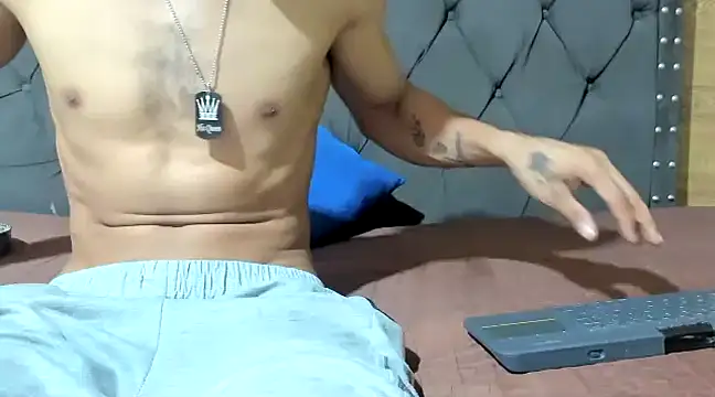 guyeifmaxiro online show from February 24, 11:52 pm