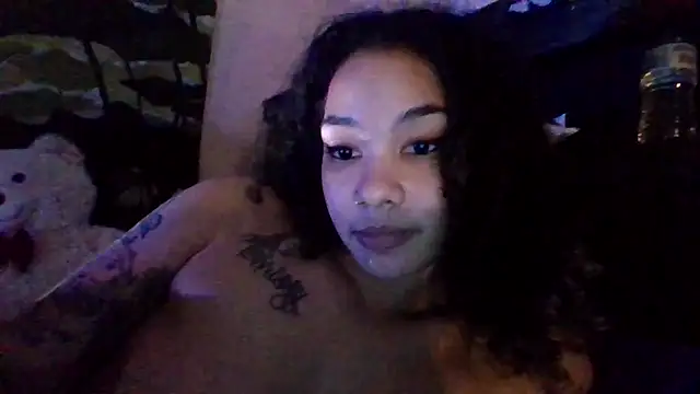 tastylolaaa online show from February 4, 1:16 pm