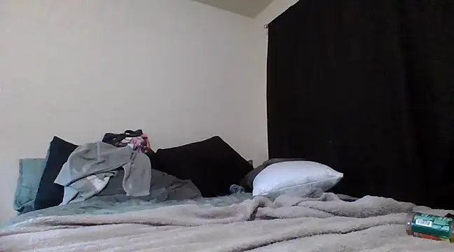 tastylolaaa online show from March 22, 5:39 am