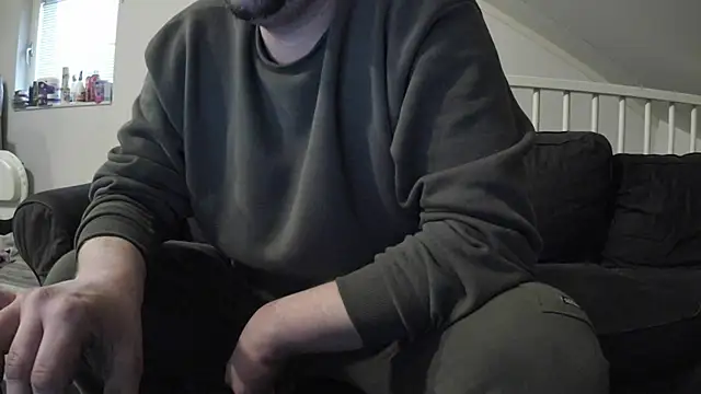 Snapshot of YourLoveBoyKevin chatting on February 11, 3:51 pm YourLoveBoyKevin online show from February 11, 3:51 pm