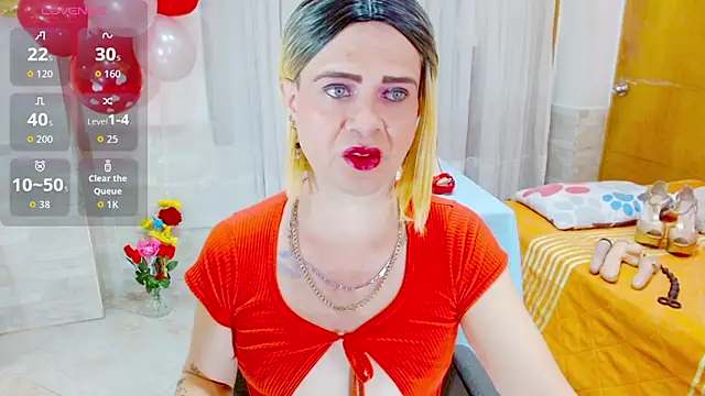 Snapshot of Dolldirtyxxx chatting on February 22, 4:57 am Dolldirtyxxx online show from February 22, 4:57 am