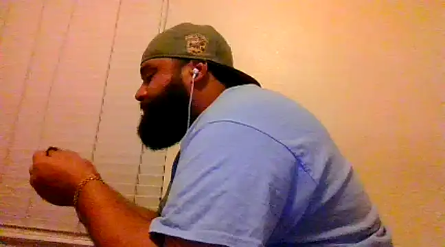 Snapshot of chubbstix chatting on February 19, 6:00 am chubbstix online show from February 19, 6:00 am