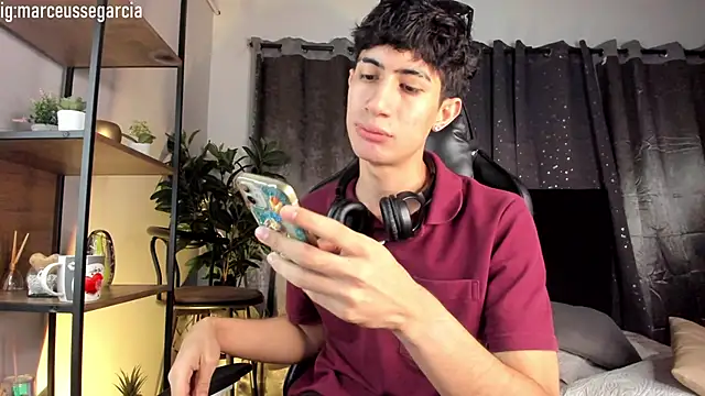 NovaaWheler online show from March 25, 11:49 am