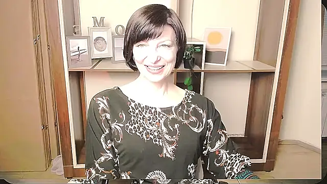  AngeliaFlow  online show from May 11, 9:04 am