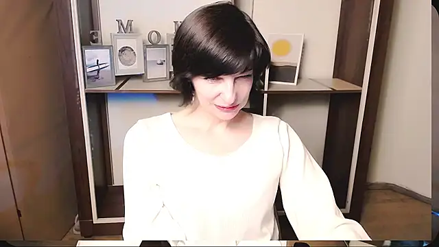  AngeliaFlow  online show from May 20, 9:48 am