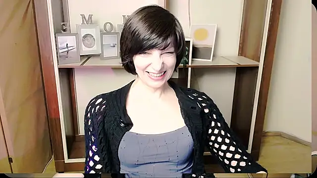  AngeliaFlow  online show from May 21, 7:59 am
