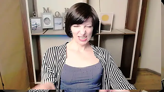  AngeliaFlow  online show from May 27, 8:55 am