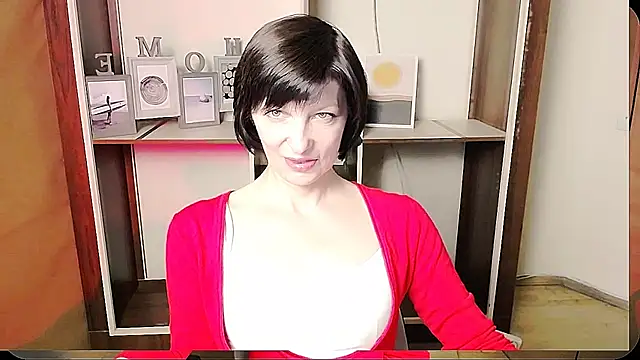 Snapshot of _AngeliaFlow_ chatting on June 18, 8:14 am AngeliaFlow online show from June 18, 8:14 am