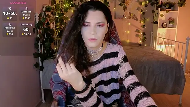 DamienLake online show from February 5, 8:35 pm