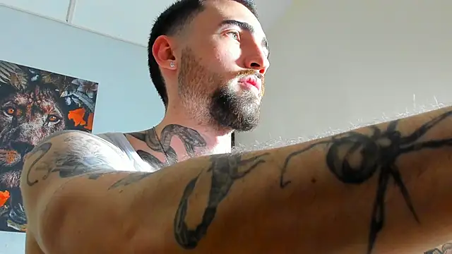 Luke davis01 online show from March 1, 4:11 pm