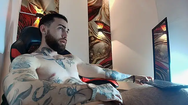 Luke davis01 online show from May 14, 1:07 pm