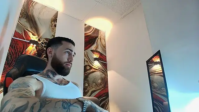 Luke davis01 online show from May 21, 1:07 pm