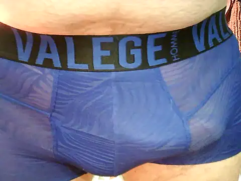 Snapshot of archange_17 chatting on September 15, 2:50 pm archange 17 online show from September 15, 2:50 pm