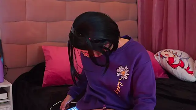 NataliaNovak online show from May 21, 5:53 pm