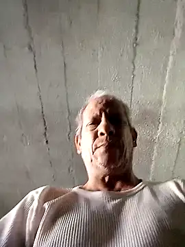 26menny74 online show from December 18, 4:02 pm