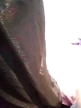 Snapshot of simrun70 chatting on October 30, 7:36 pm simrun70 online show from October 30, 7:36 pm