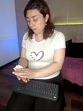  michonne  online show from October 2, 9:00 pm