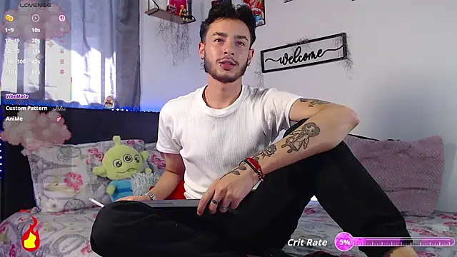kyle clint07 online show from May 24, 3:39 pm