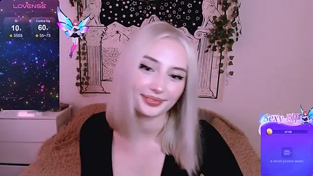 Snapshot of beauty_blonde chatting on February 10, 5:36 am beauty blonde online show from February 10, 5:36 am