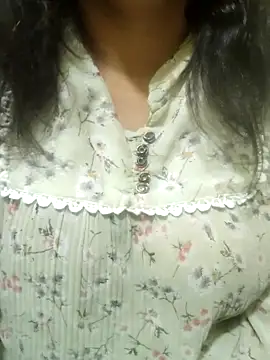 Your cutiepie  online show from October 25, 11:54 pm