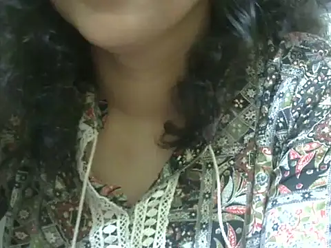 Snapshot of Your_cutiepie_ chatting on March 8, 2:15 am Your cutiepie online show from March 8, 2:15 am