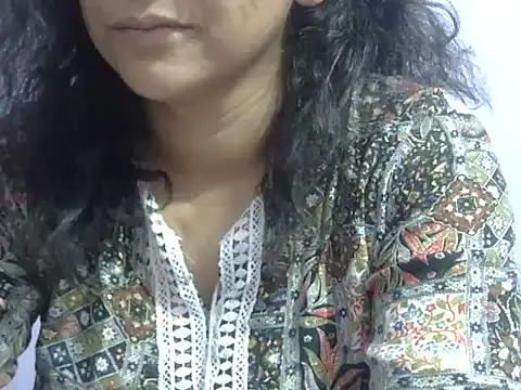 Snapshot of Your_cutiepie_ chatting on March 18, 4:37 am Your cutiepie online show from March 18, 4:37 am