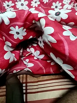 Yashkumar 0697 online show from February 1, 6:39 pm