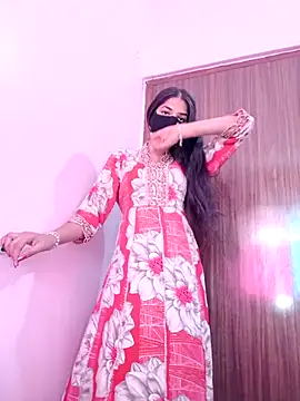 Snapshot of shnaz_1 chatting on October 19, 6:58 am shnaz 1 online show from October 19, 6:58 am