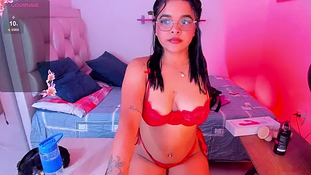 Snapshot of Tatianaa@xh chatting on September 13, 5:46 pm Tatianaaxh online show from September 13, 5:46 pm