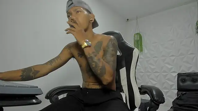 blackdirty420 online show from January 19, 3:27 pm