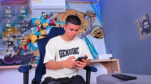 Snapshot of Sebastian_Phoenix chatting on March 3, 9:22 am Sebastian Phoenix online show from March 3, 9:22 am