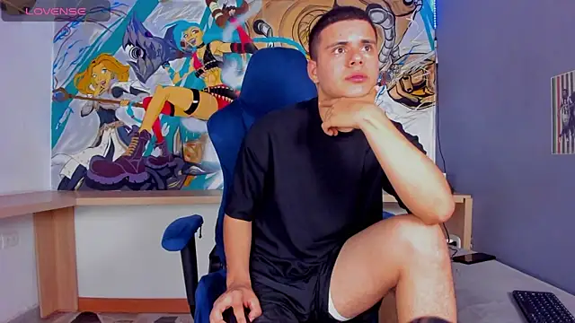 Snapshot of Sebastian_Phoenix chatting on March 6, 2:51 am Sebastian Phoenix online show from March 6, 2:51 am