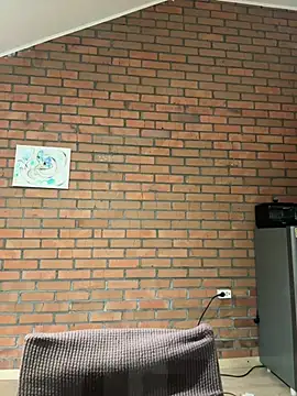 Julian wins online show from March 20, 8:19 pm