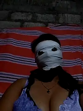 chutiaunty online show from February 28, 3:57 pm