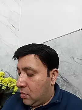 Snapshot of innocentboy1987 chatting on February 14, 1:08 pm innocentboy1987 online show from February 14, 1:08 pm