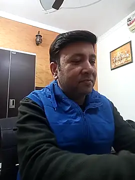 innocentboy1987 online show from February 17, 5:48 am