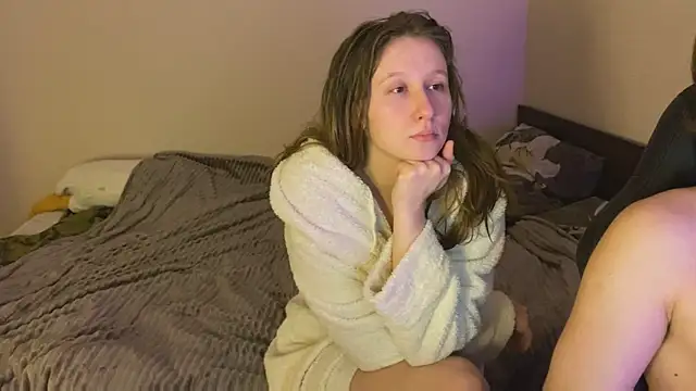 Snapshot of Sabrinaanddaniel chatting on November 28, 6:43 pm Sabrinaanddaniel online show from November 28, 6:43 pm